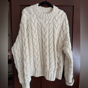 Doen Alpaca Cable Knit Cream Sweater